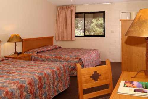 Yavapai Lodge West 003